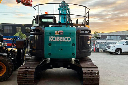 Kobelco 235 24T for sale HEXhire Melbourne plant & machine hire and sales
