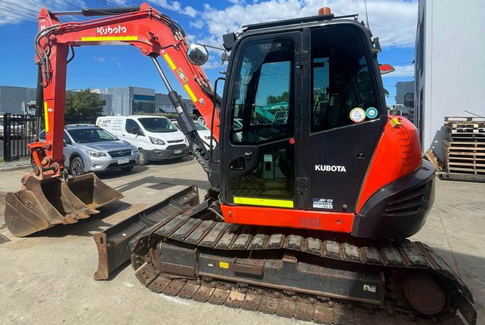 second hand machinery kubota 8t excavator kx80 for sale